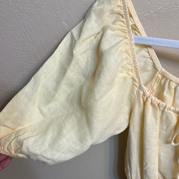 Bella Dahl Soft Yellow romper - Picture 3 of 8